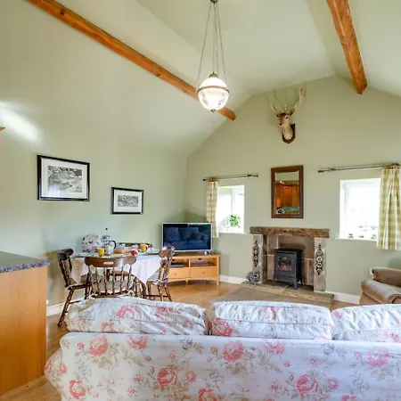 2 Bed In Huby Oc-79166 Holiday home *